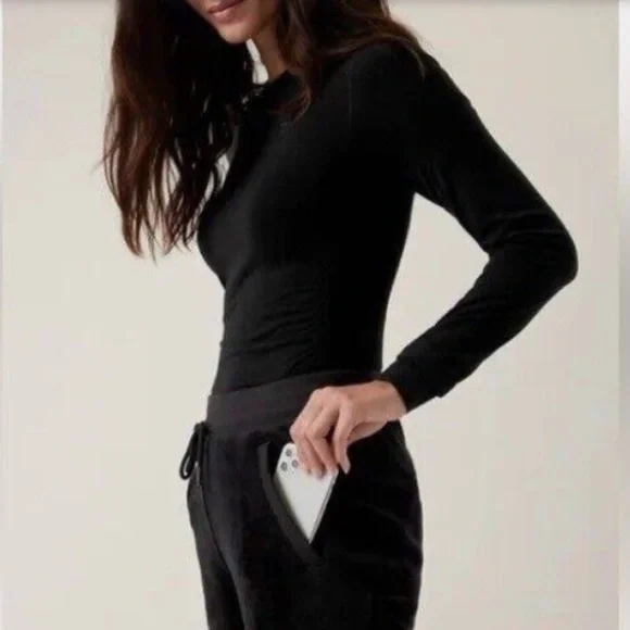 Athleta Double Cozy Karma Plush Joggers with Pockets size Small - Picture 2 of 7